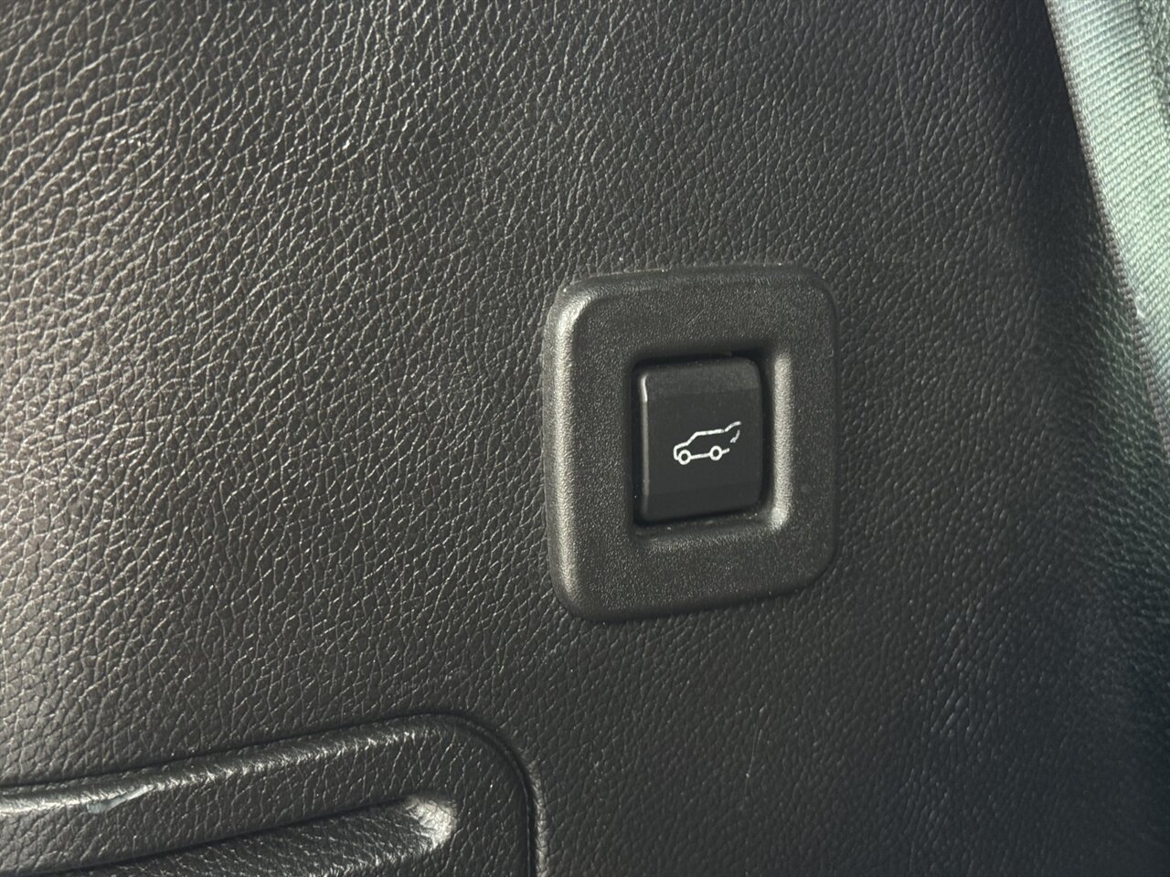 2017 Ford Expedition Limited 4x4 ECOBOOST APPLE CARPLAY - Photo 19 - Portland, OR 97211