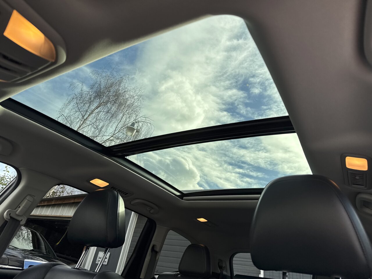 2024 Subaru Ascent Limited 8-Passenger LOADED   - Photo 27 - Portland, OR 97211