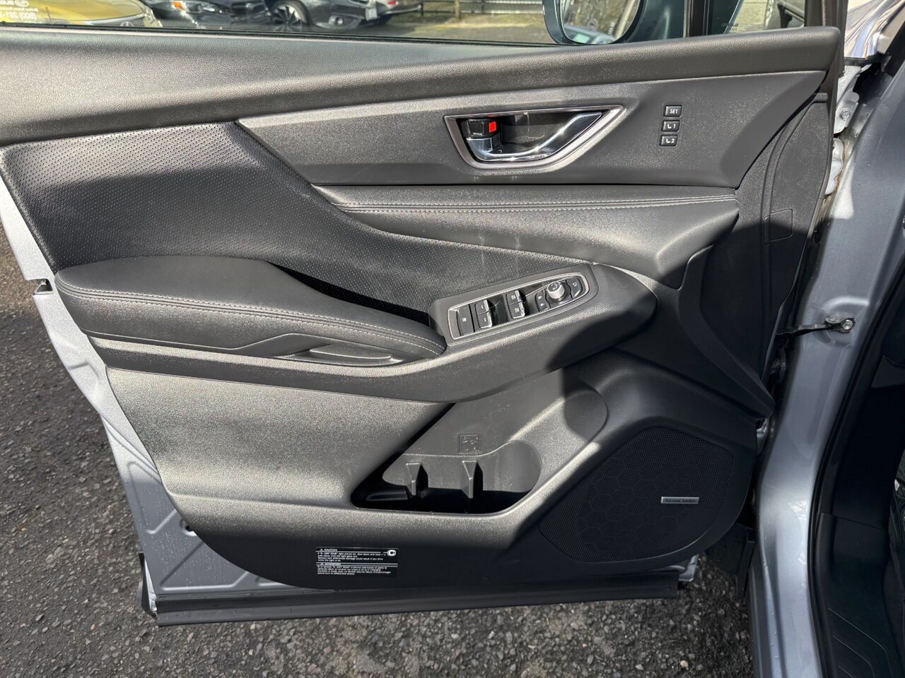 2024 Subaru Ascent Limited 8-Passenger LOADED   - Photo 12 - Portland, OR 97211