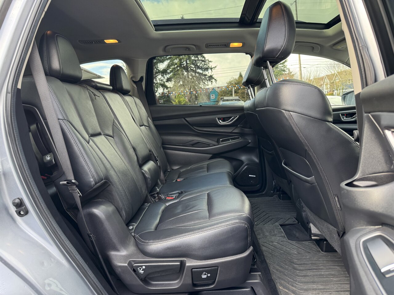 2024 Subaru Ascent Limited 8-Passenger LOADED   - Photo 19 - Portland, OR 97211