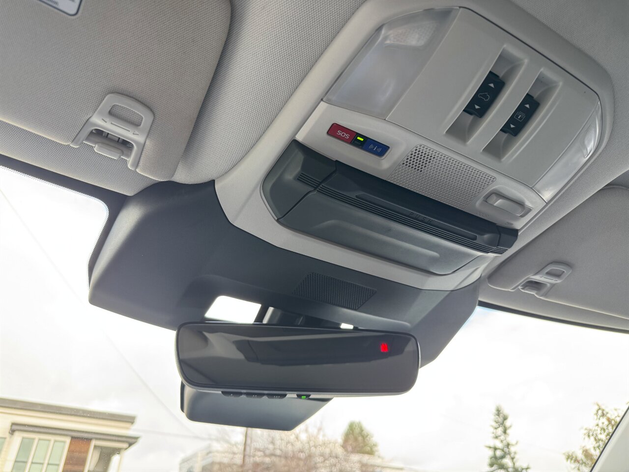 2024 Subaru Ascent Limited 8-Passenger LOADED   - Photo 35 - Portland, OR 97211