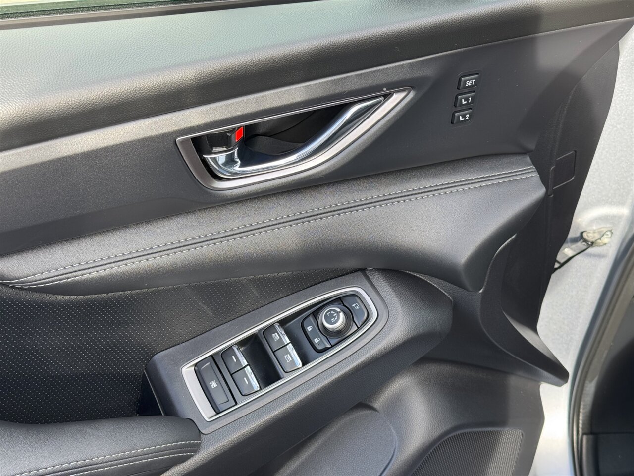 2024 Subaru Ascent Limited 8-Passenger LOADED   - Photo 24 - Portland, OR 97211