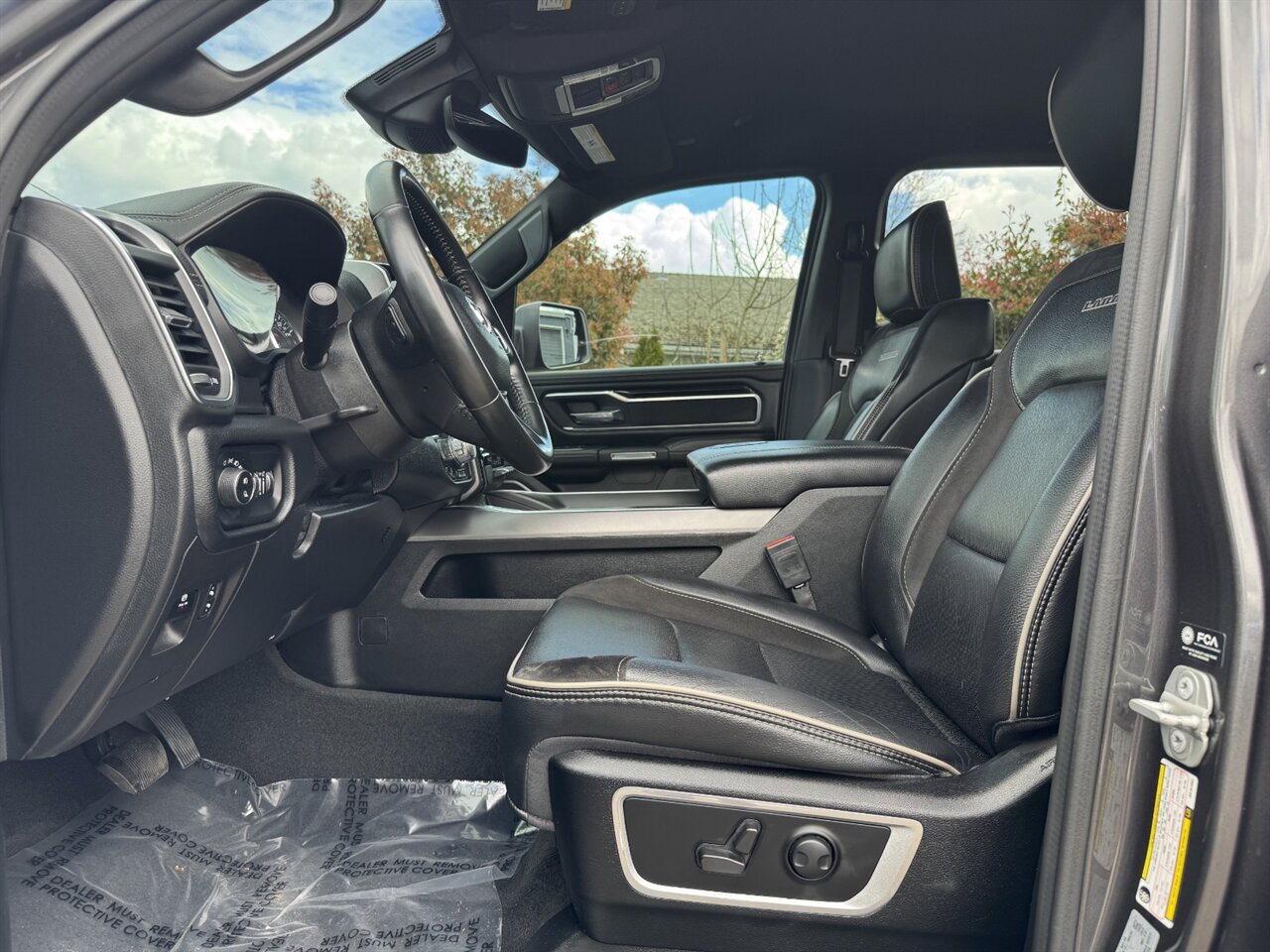 2022 RAM 1500 Laramie 4WD   - Photo 11 - Portland, OR 97211