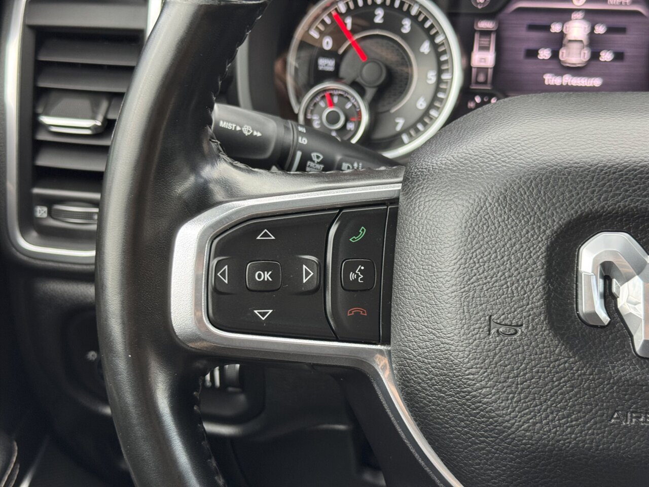 2022 RAM 1500 Laramie 4WD   - Photo 25 - Portland, OR 97211