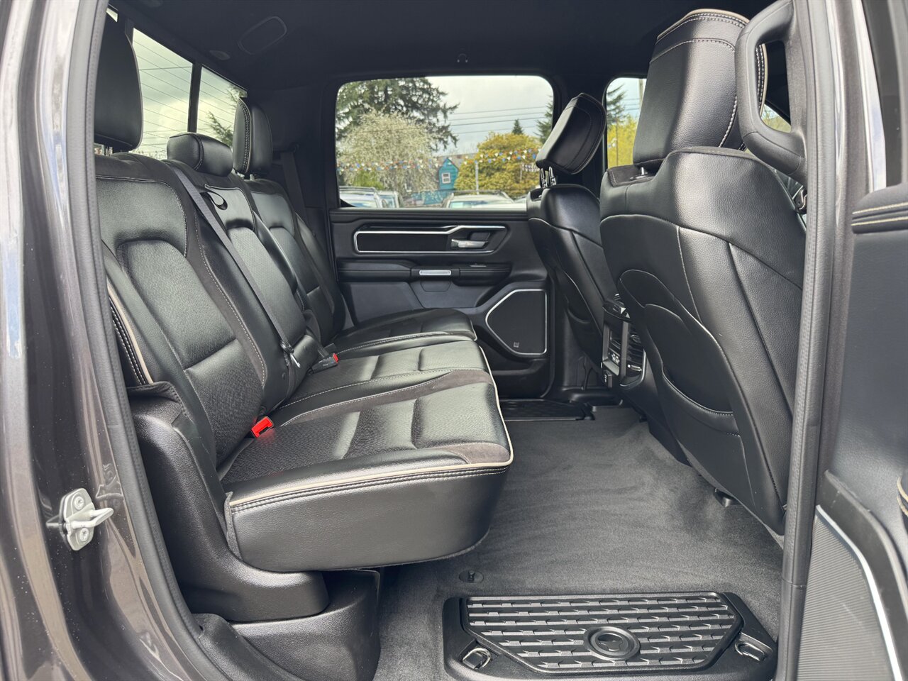 2022 RAM 1500 Laramie 4WD   - Photo 17 - Portland, OR 97211