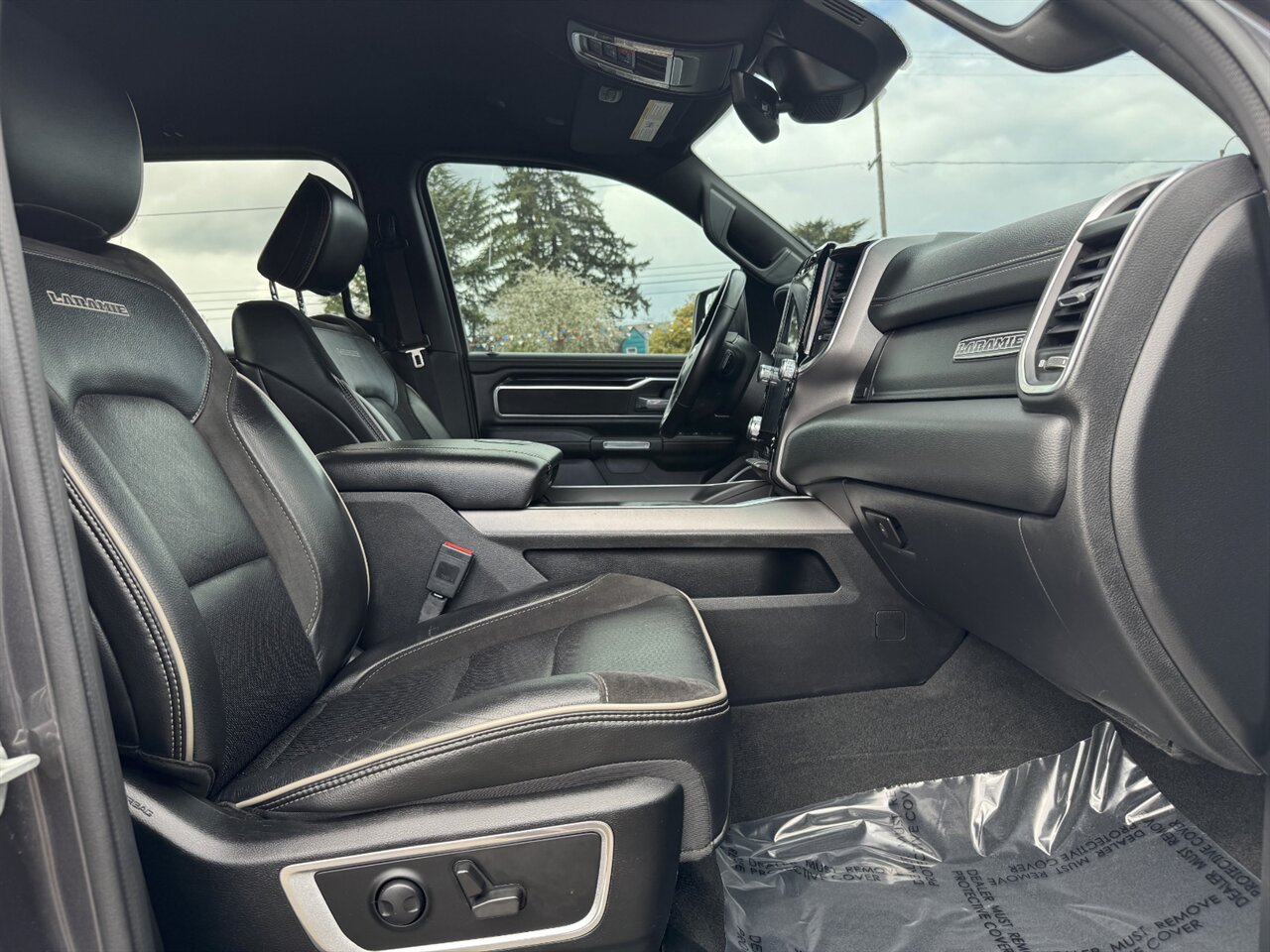 2022 RAM 1500 Laramie 4WD   - Photo 19 - Portland, OR 97211
