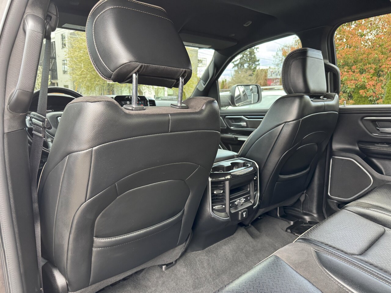 2022 RAM 1500 Laramie 4WD   - Photo 14 - Portland, OR 97211