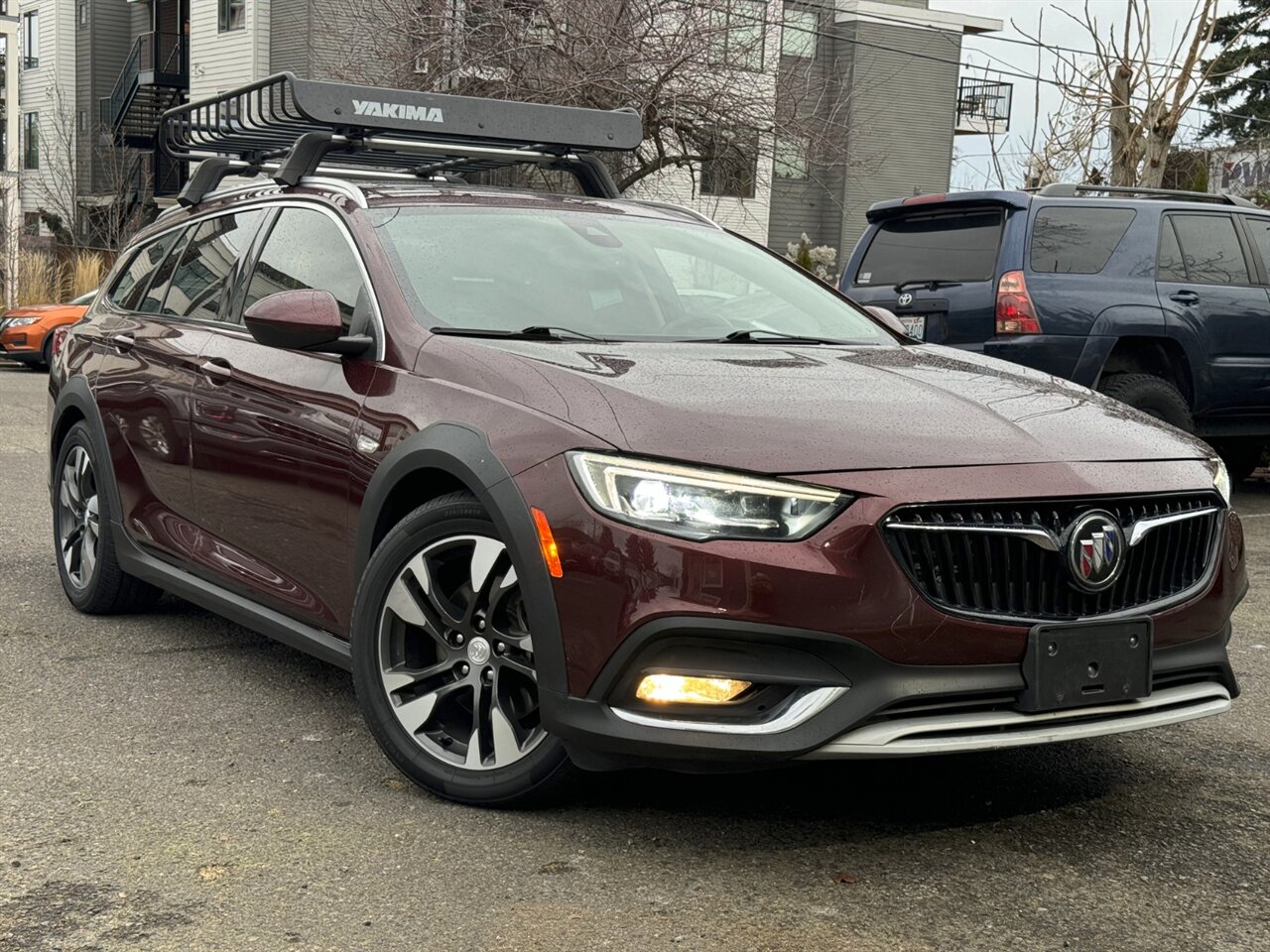 2019 Buick Regal TourX Essence AWD LOADED   - Photo 1 - Portland, OR 97211