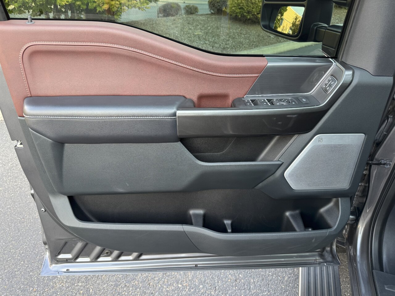 2021 Ford F-150 Lariat HYBRID LEVELED LOADED - Photo 12 - Portland, OR 97211