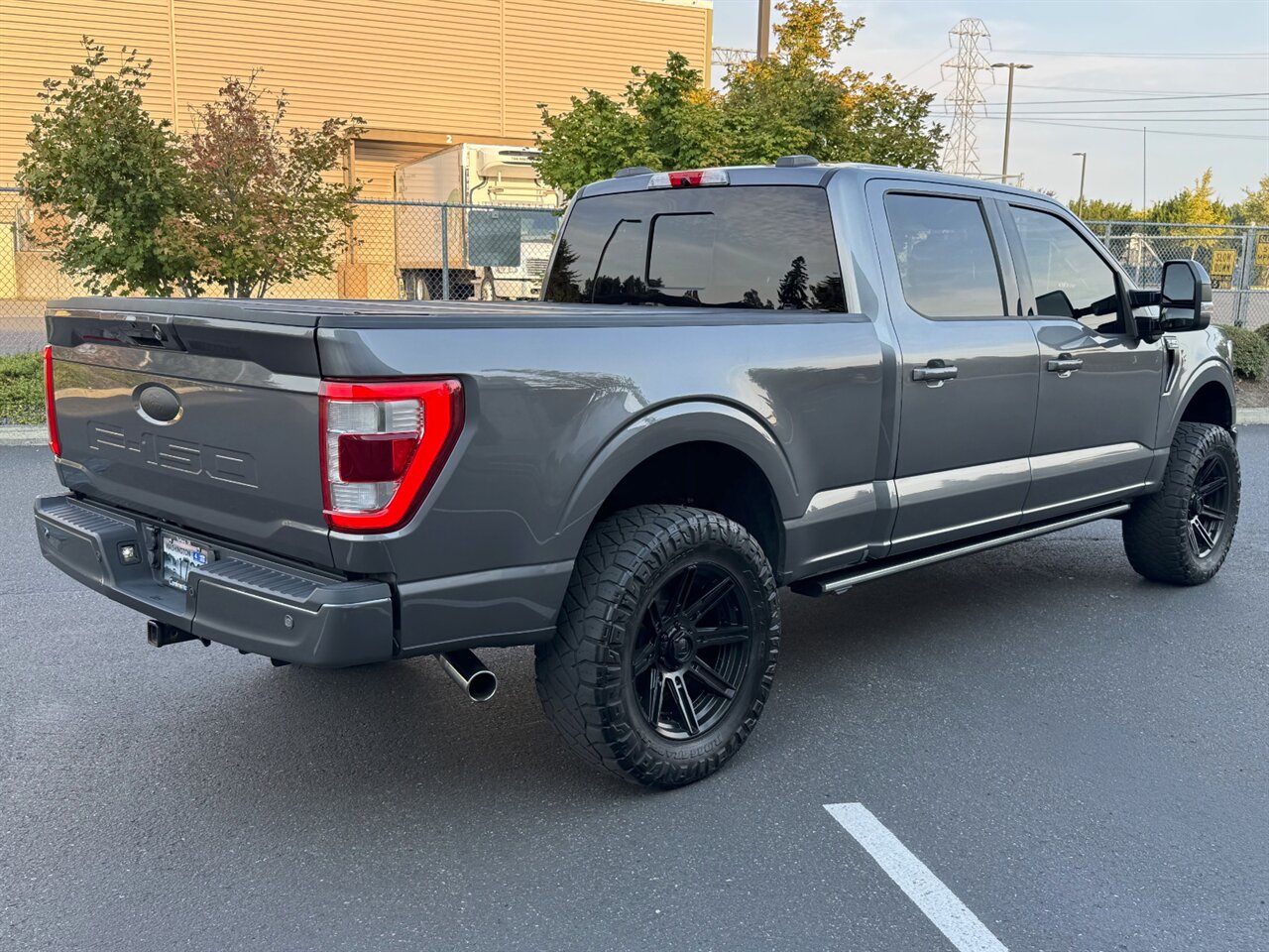 2021 Ford F-150 Lariat HYBRID LEVELED LOADED - Photo 8 - Portland, OR 97211