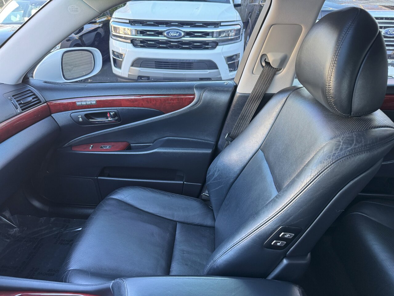 2012 Lexus LS 460 AWD ADAPTIVE CRUISE MARK LEVINSON   - Photo 31 - Portland, OR 97211