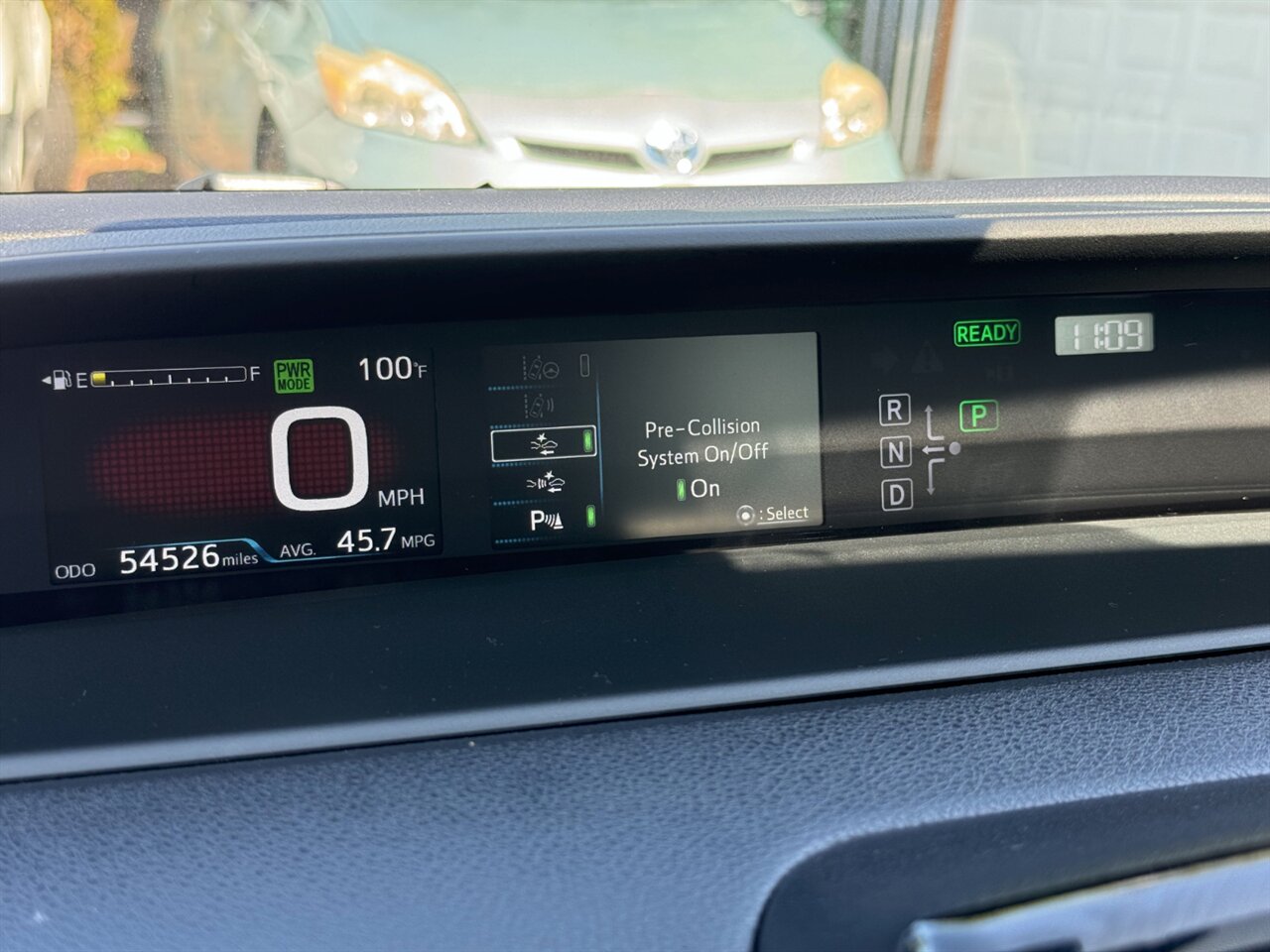 2018 Toyota Prius Three 50MPG ADAPTIVE CRUISE CONTROL BLIS   - Photo 37 - Portland, OR 97211