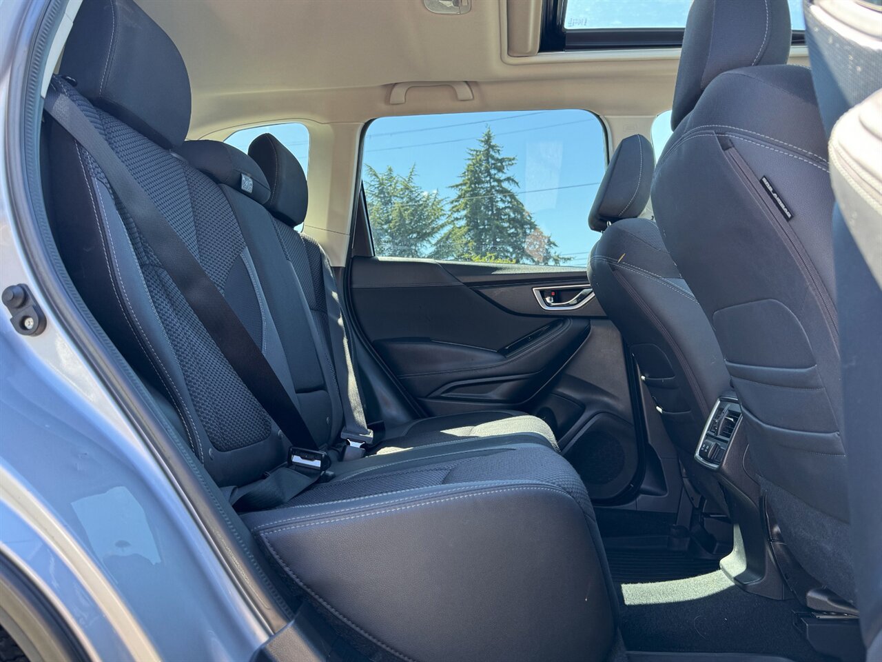 2021 Subaru Forester Premium ADAPTIVE CRUISE   - Photo 15 - Portland, OR 97211