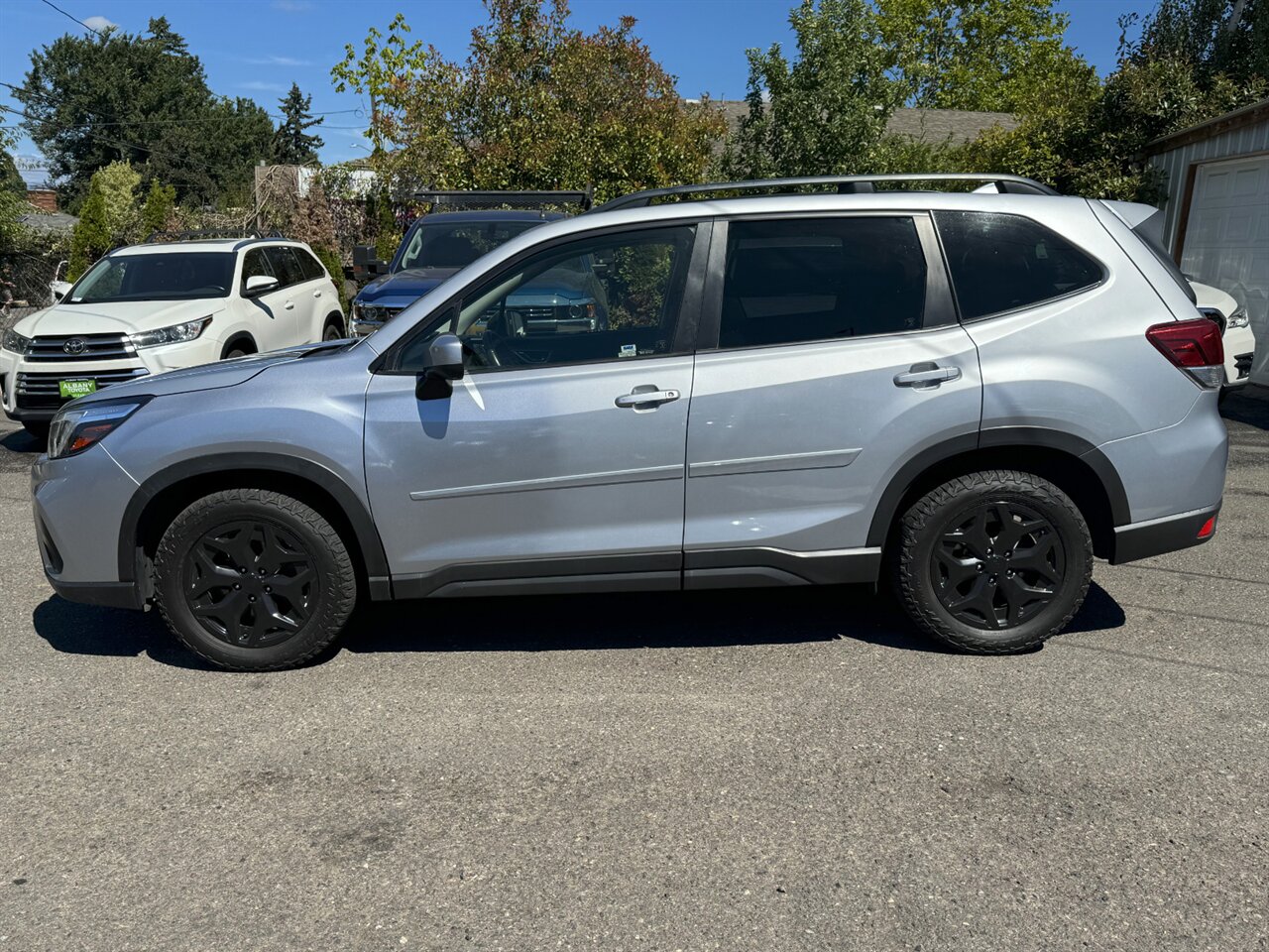 2021 Subaru Forester Premium ADAPTIVE CRUISE   - Photo 10 - Portland, OR 97211