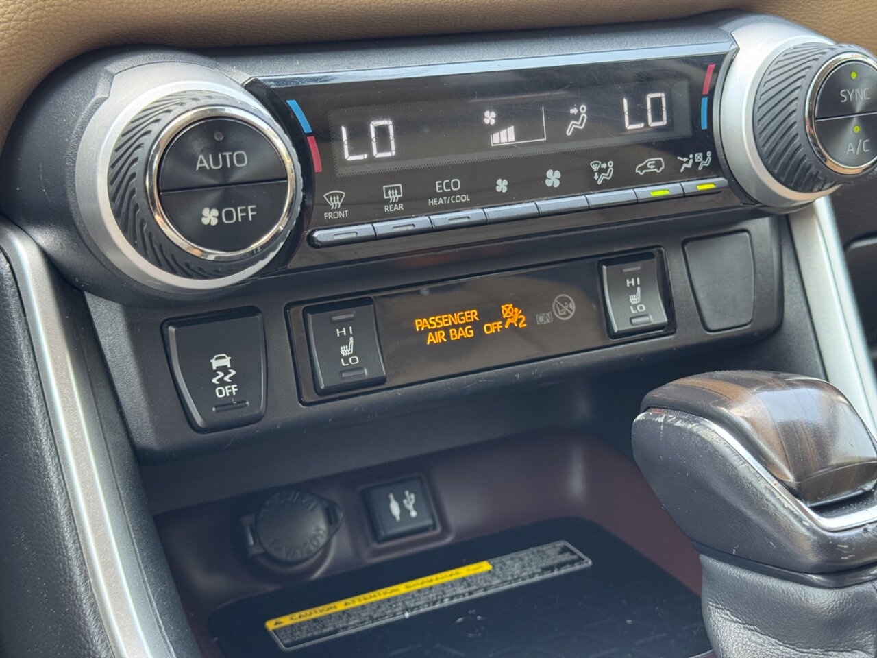 2019 Toyota RAV4 Hybrid Limited AWD HYBRID ADAPTIVE CRUISE   - Photo 30 - Portland, OR 97211