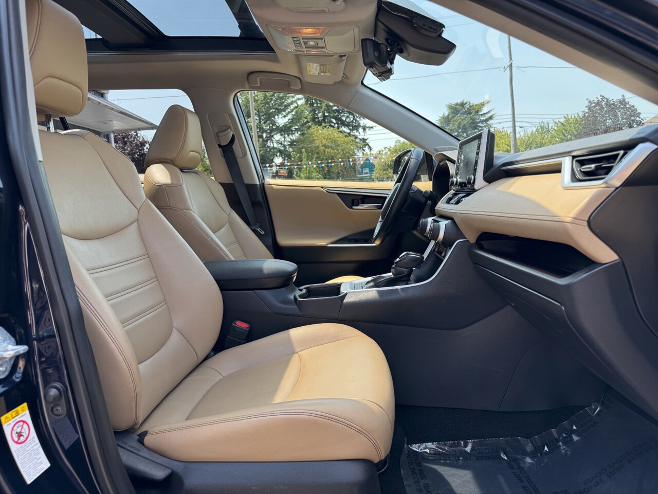 2019 Toyota RAV4 Hybrid Limited AWD HYBRID ADAPTIVE CRUISE   - Photo 18 - Portland, OR 97211