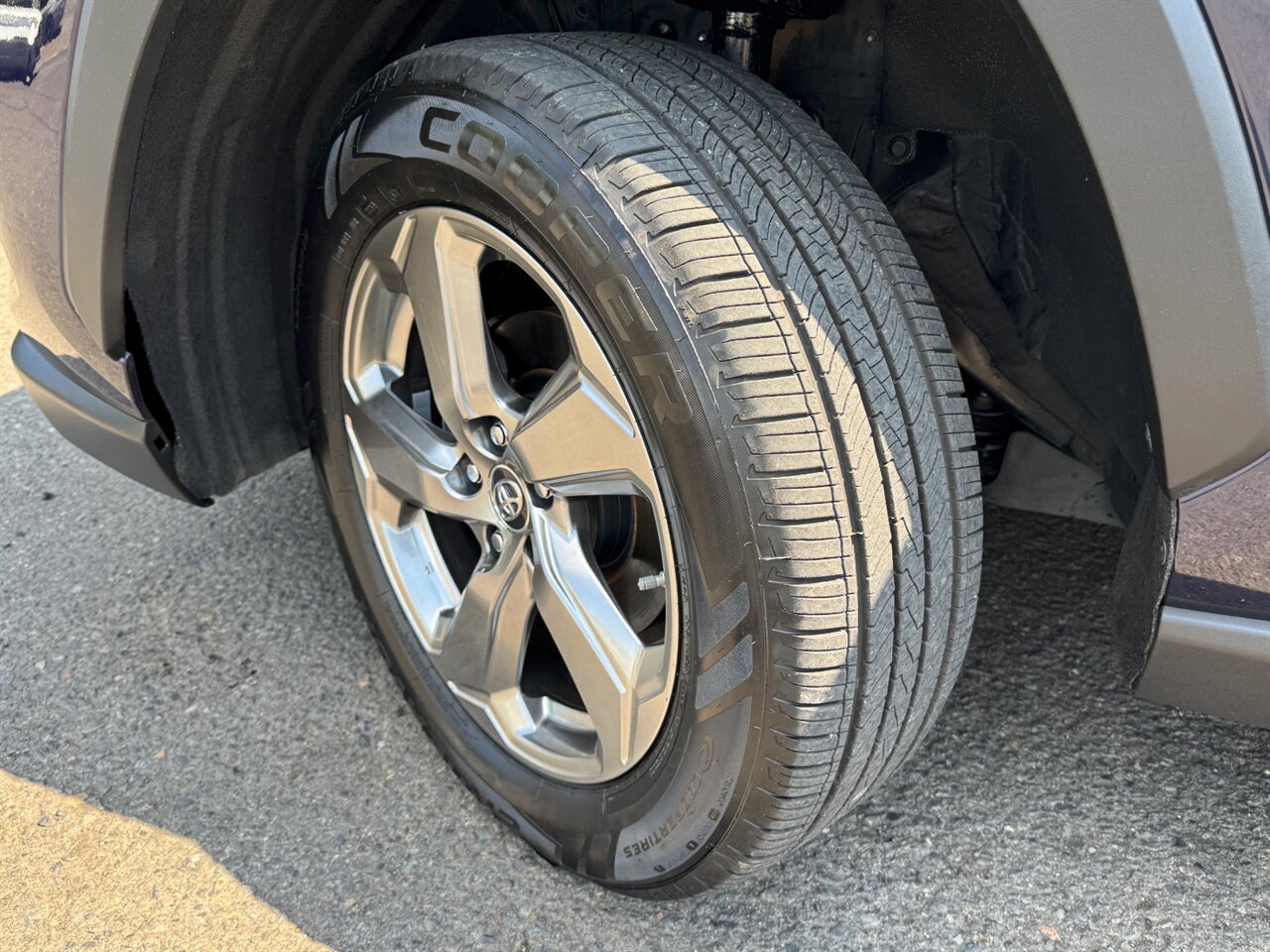 2019 Toyota RAV4 Hybrid Limited AWD HYBRID ADAPTIVE CRUISE   - Photo 37 - Portland, OR 97211