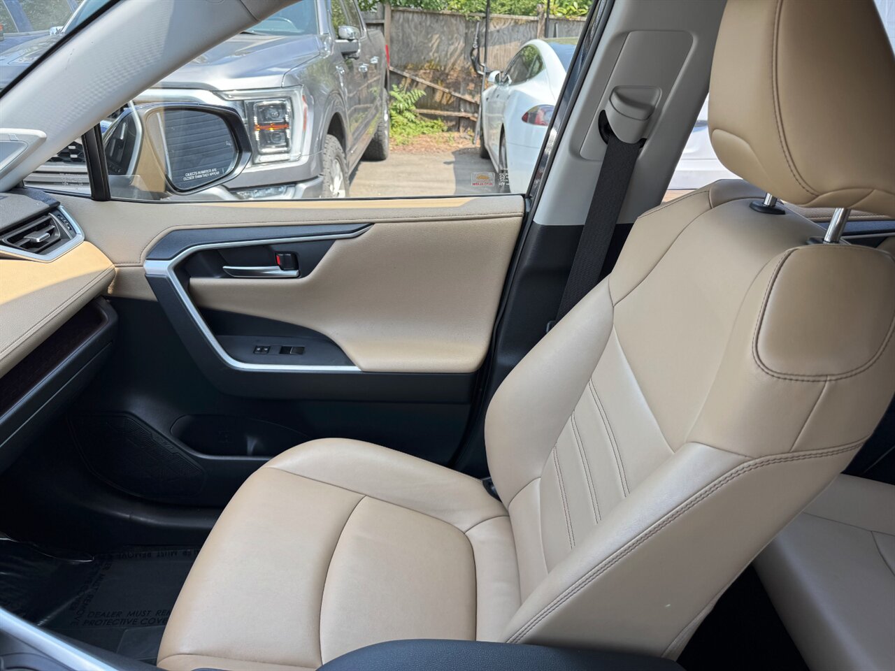 2019 Toyota RAV4 Hybrid Limited AWD HYBRID ADAPTIVE CRUISE   - Photo 27 - Portland, OR 97211
