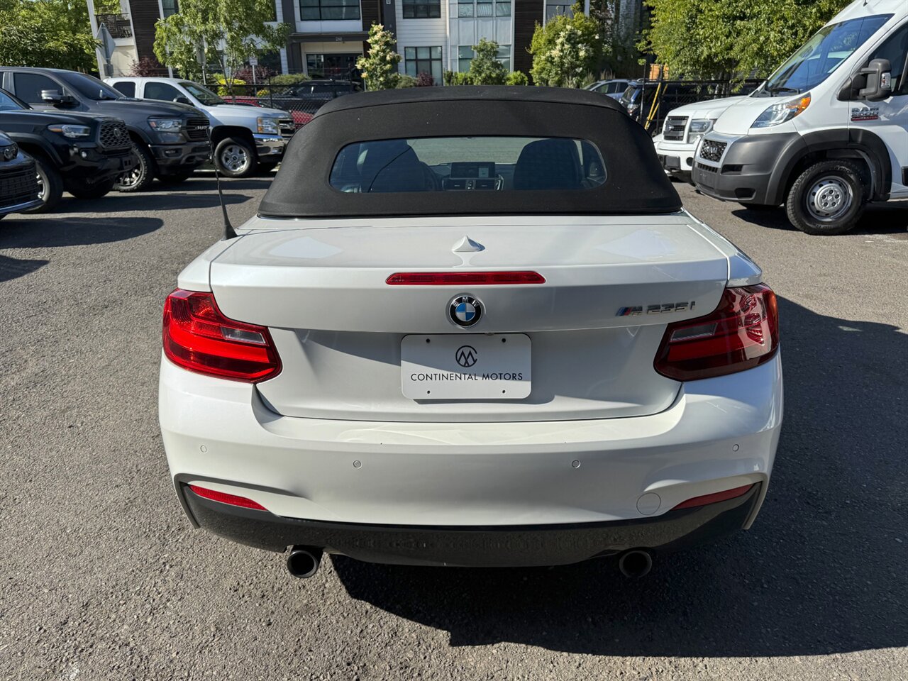 2015 BMW M235i CONVERTIBLE ONLY 41K MILES - Photo 9 - Portland, OR 97211