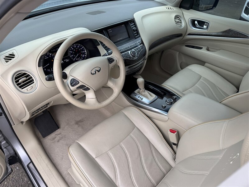 2014 INFINITI QX60 AWD ONLY 22K MILES  