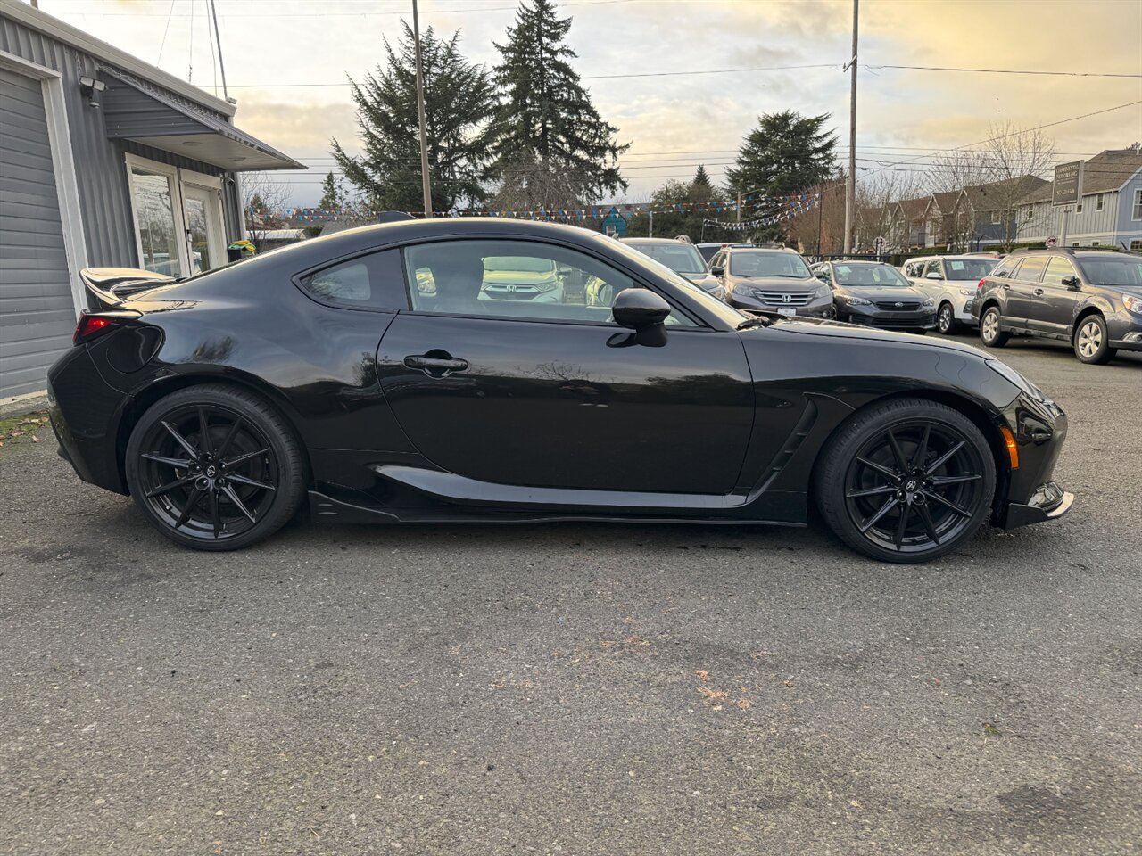 2024 Toyota GR86 Premium - Photo 7 - Portland, OR 97211