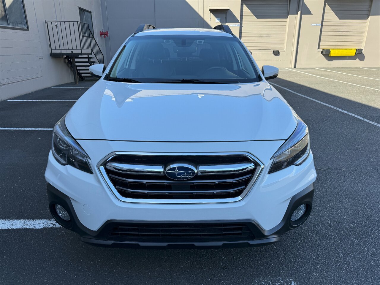 2019 Subaru Outback 2.5i Limited ADAPTIVE CRUISE-BLIS-BACKUP CAMERA   - Photo 4 - Portland, OR 97211