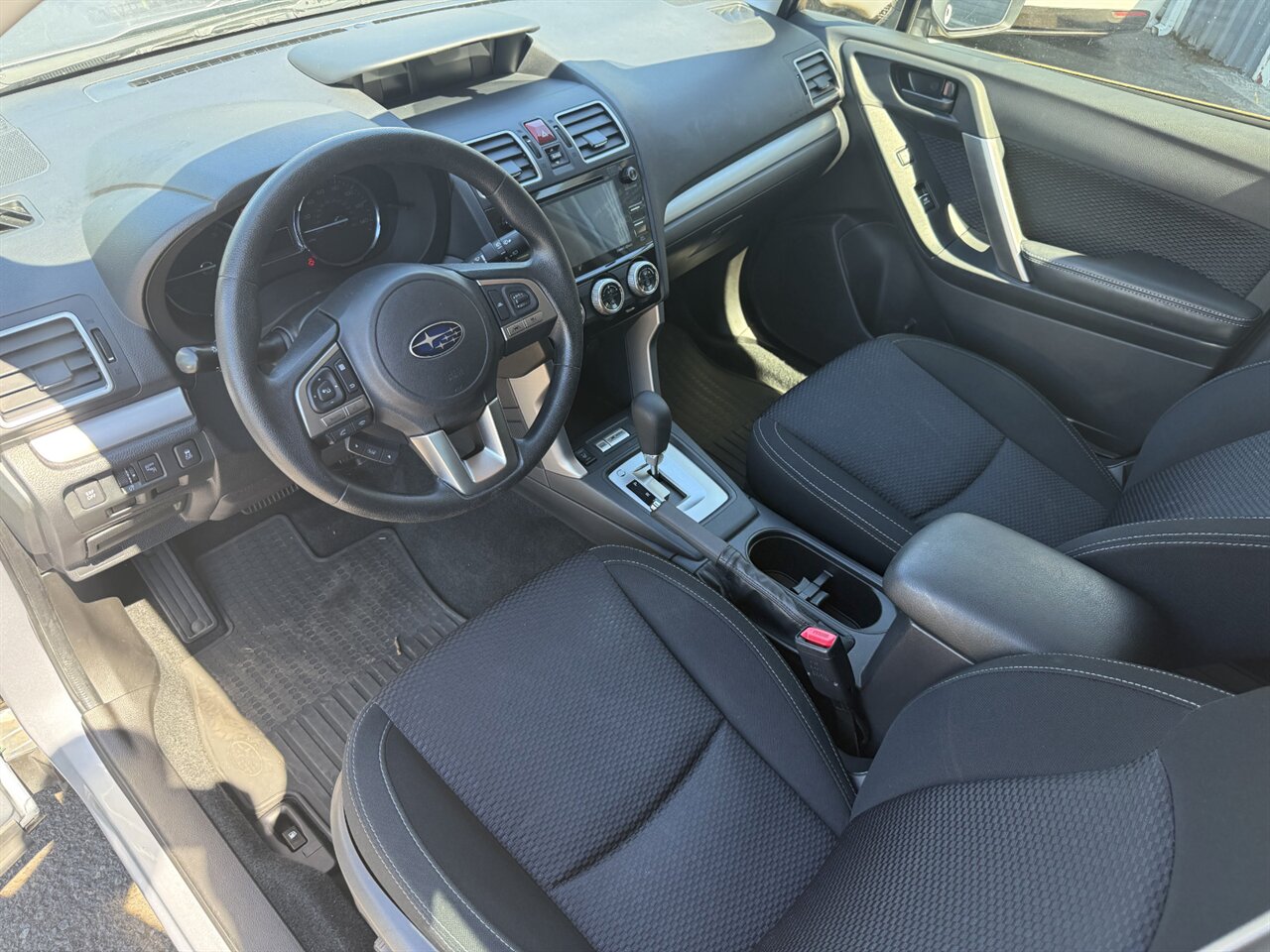 2018 Subaru Forester 2.5i Premium ADAPTIVE CRUISE - Photo 2 - Portland, OR 97211