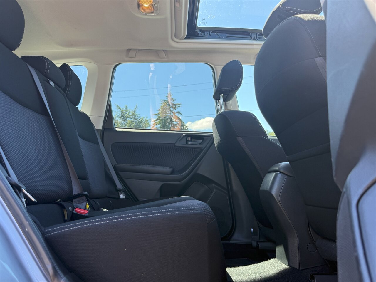 2018 Subaru Forester 2.5i Premium ADAPTIVE CRUISE - Photo 15 - Portland, OR 97211