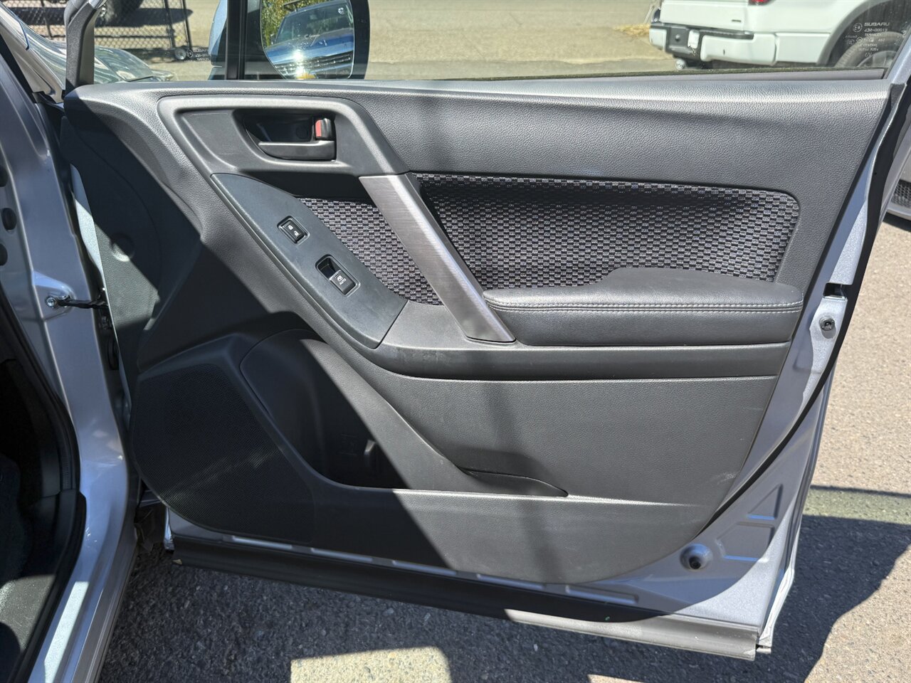 2018 Subaru Forester 2.5i Premium ADAPTIVE CRUISE - Photo 17 - Portland, OR 97211