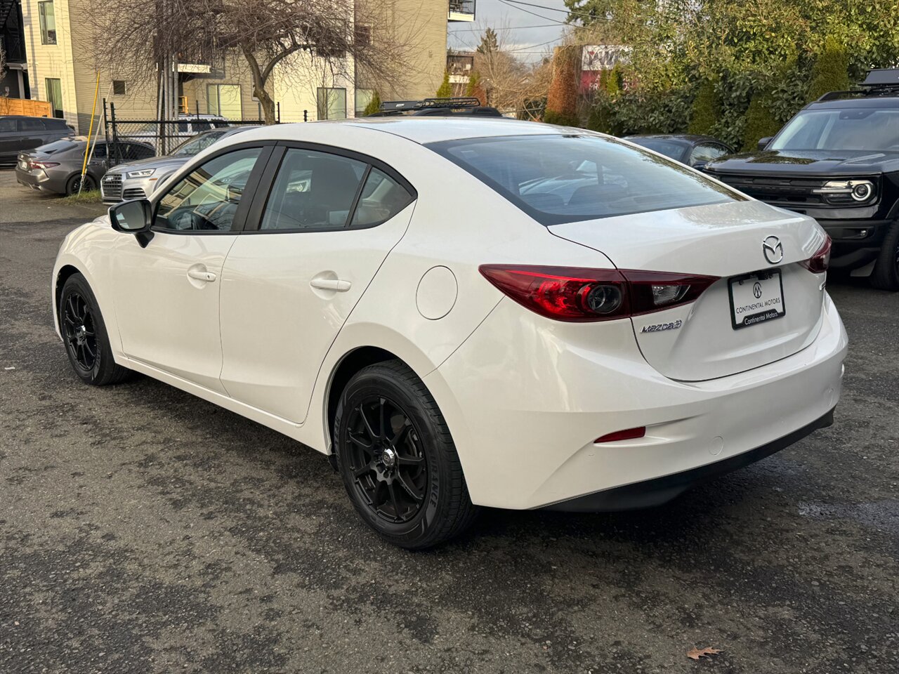 2014 Mazda Mazda3 i Sport MANUAL TRANSMISSION   - Photo 10 - Portland, OR 97211