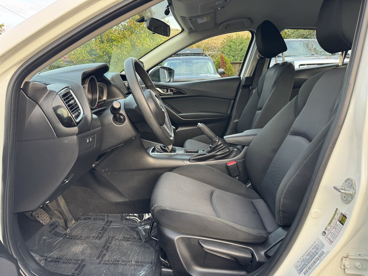 2014 Mazda Mazda3 i Sport MANUAL TRANSMISSION   - Photo 11 - Portland, OR 97211