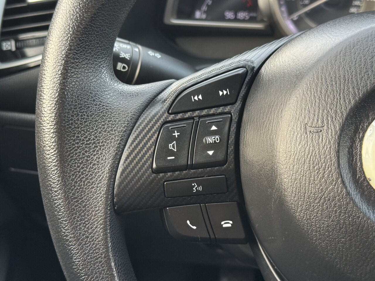 2014 Mazda Mazda3 i Sport MANUAL TRANSMISSION   - Photo 20 - Portland, OR 97211