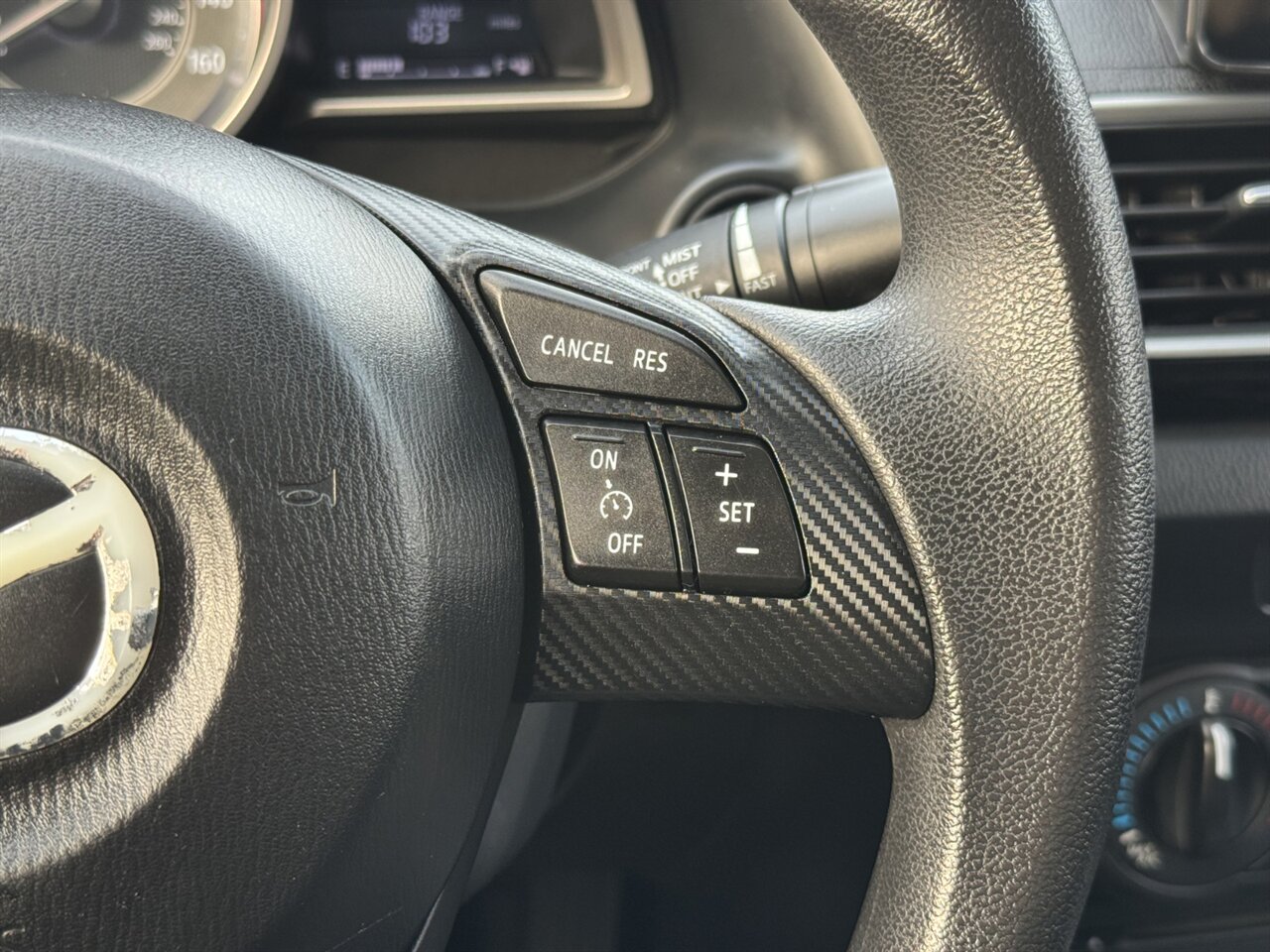 2014 Mazda Mazda3 i Sport MANUAL TRANSMISSION   - Photo 21 - Portland, OR 97211