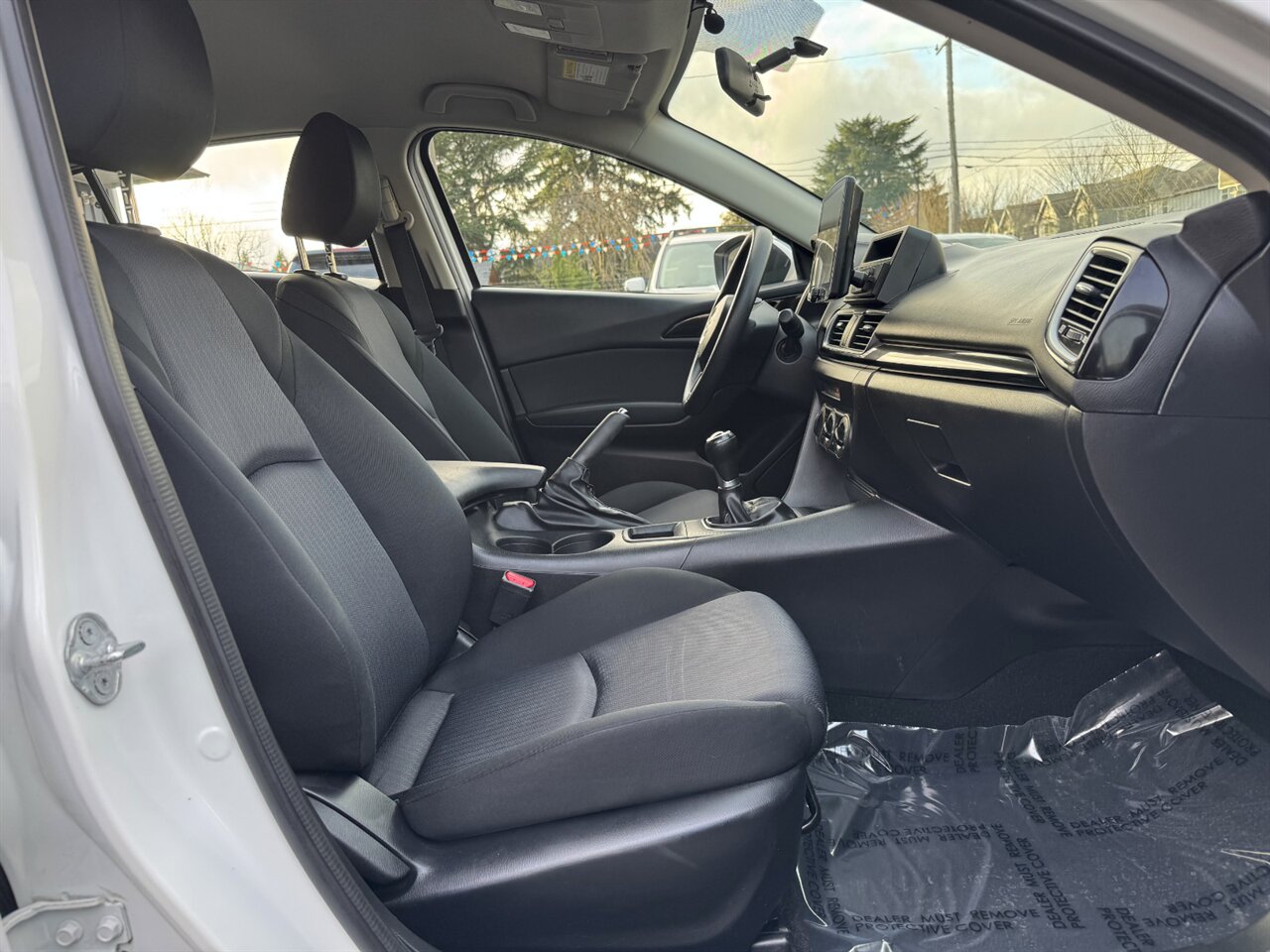 2014 Mazda Mazda3 i Sport MANUAL TRANSMISSION   - Photo 17 - Portland, OR 97211