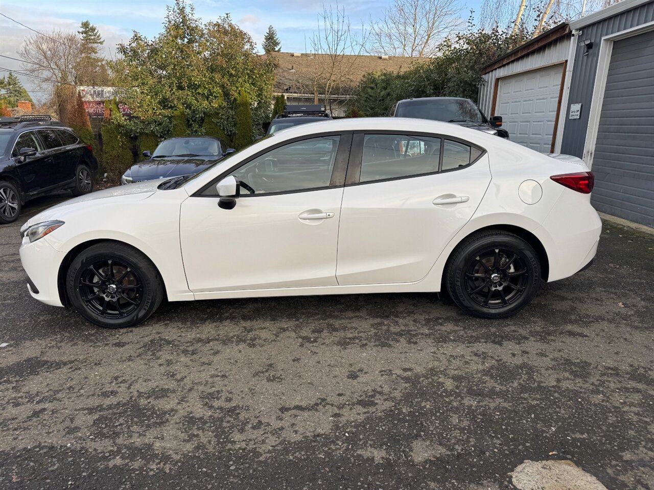 2014 Mazda Mazda3 i Sport MANUAL TRANSMISSION   - Photo 4 - Portland, OR 97211