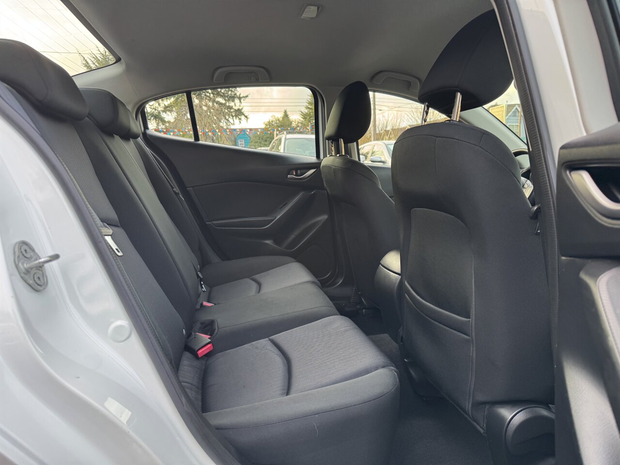 2014 Mazda Mazda3 i Sport MANUAL TRANSMISSION   - Photo 15 - Portland, OR 97211