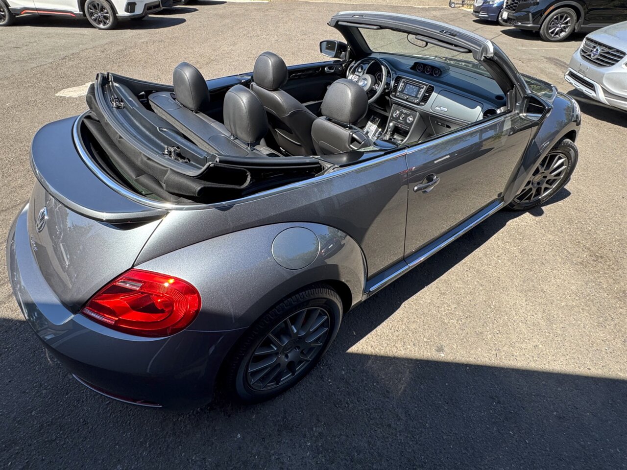 2015 Volkswagen Beetle Convertible R-Line PZEV   - Photo 32 - Portland, OR 97211