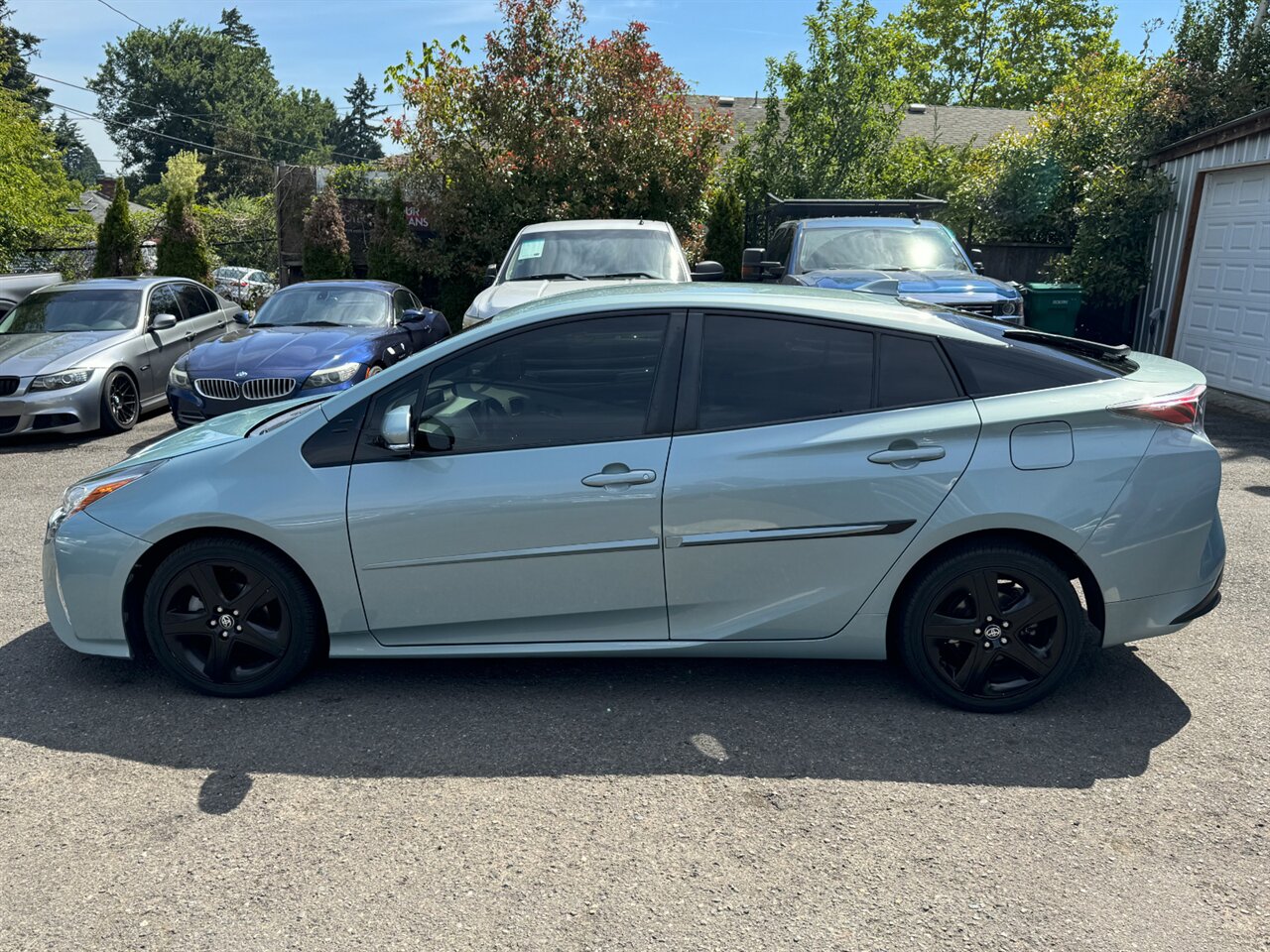2016 Toyota Prius Three Touring ADAPTIVE CRUISE LEATHER - Photo 10 - Portland, OR 97211