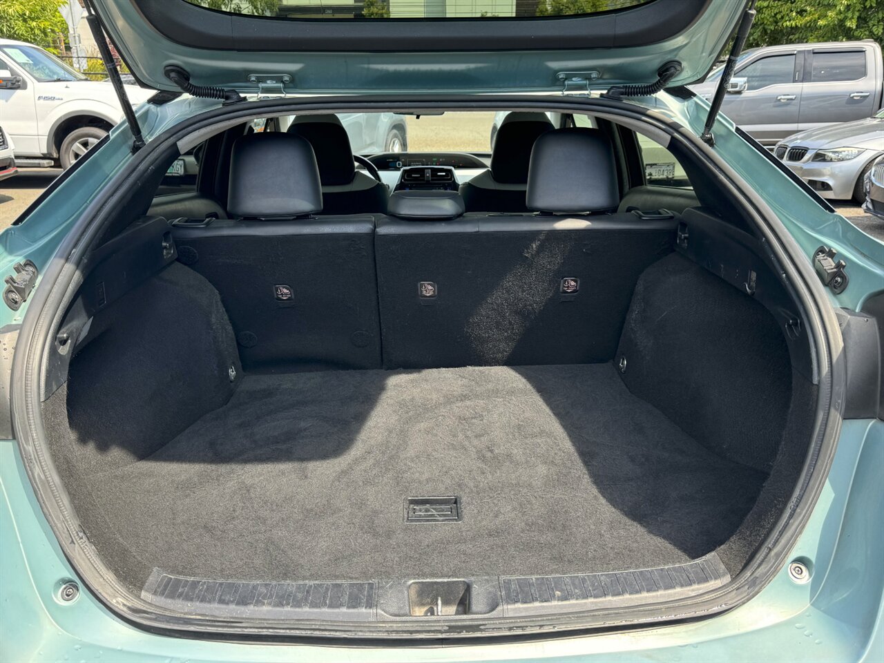 2016 Toyota Prius Three Touring ADAPTIVE CRUISE LEATHER - Photo 14 - Portland, OR 97211