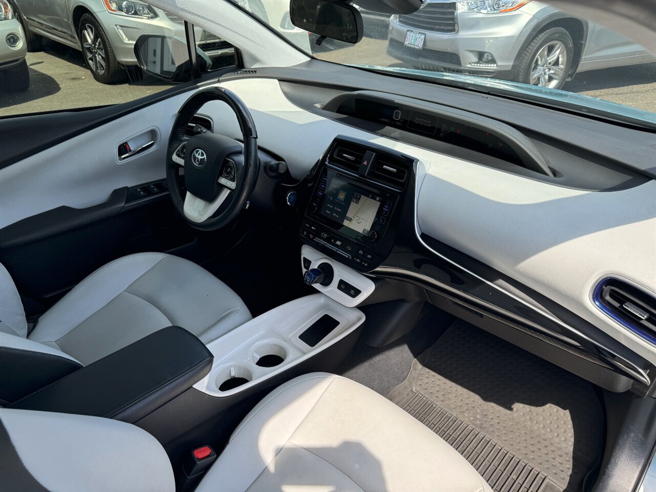 2016 Toyota Prius Three Touring ADAPTIVE CRUISE LEATHER - Photo 18 - Portland, OR 97211