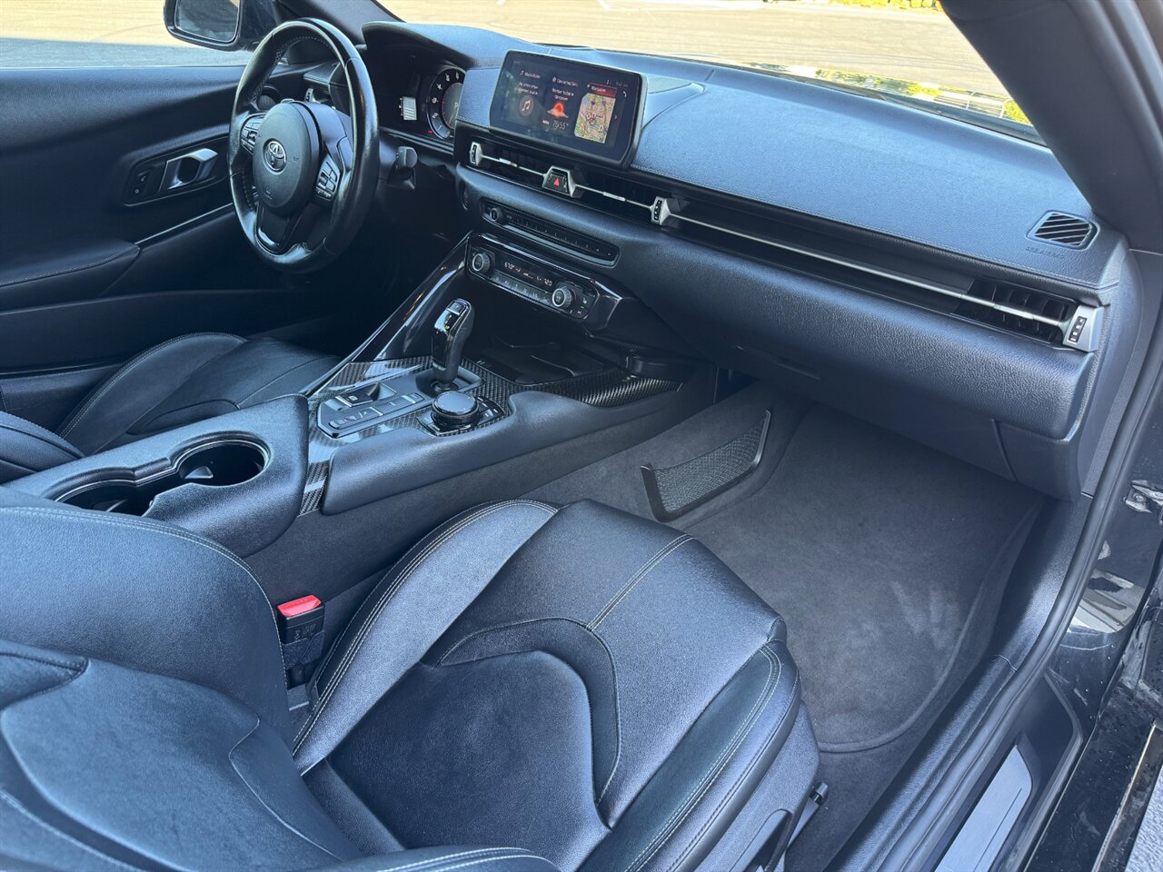 2022 Toyota GR Supra 3.0 Premium - Photo 14 - Portland, OR 97211