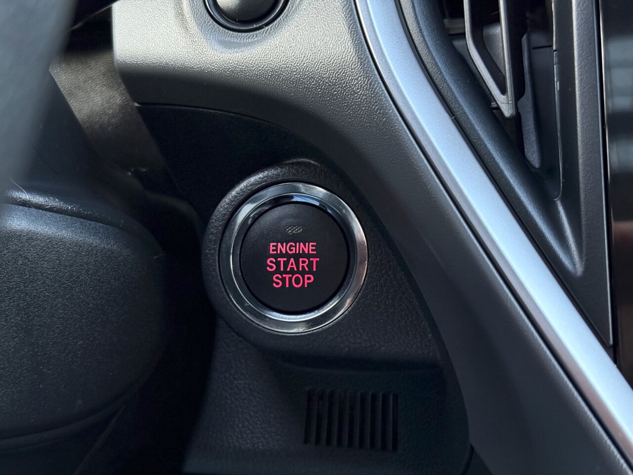 2025 Subaru Crosstrek Premium ADAPTIVE CRUISE BLIS SUNROOF   - Photo 30 - Portland, OR 97211