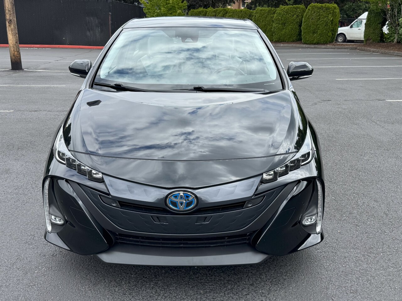2021 Toyota Prius Prime Limited - Photo 5 - Portland, OR 97211