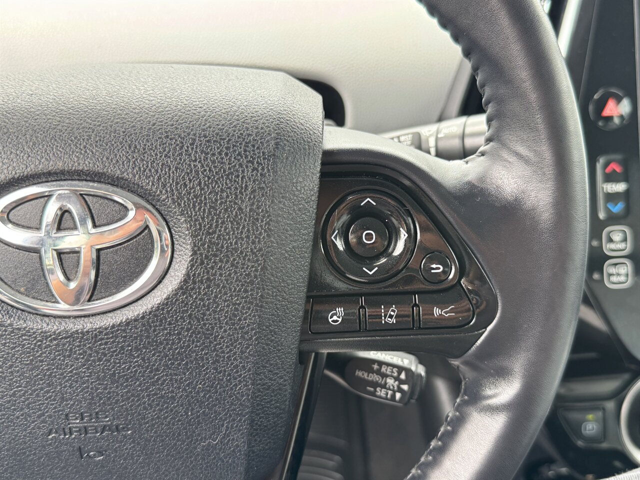 2021 Toyota Prius Prime Limited - Photo 25 - Portland, OR 97211