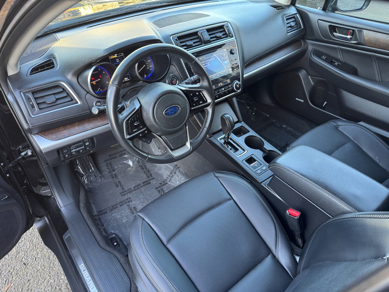 2018 Subaru Outback 2.5i Limited EYESIGHT BLIS LEATHER   - Photo 2 - Portland, OR 97211