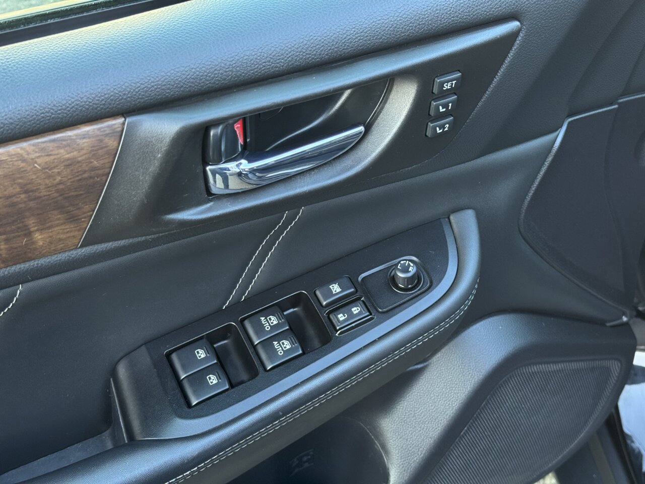 2018 Subaru Outback 2.5i Limited EYESIGHT BLIS LEATHER   - Photo 20 - Portland, OR 97211