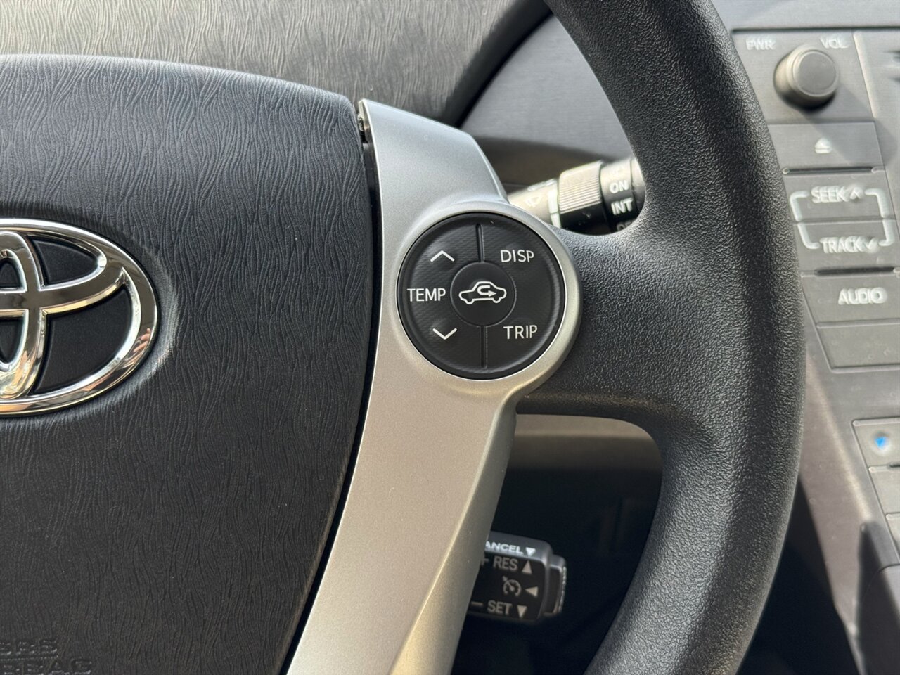 2012 Toyota Prius Three SUNROOF BACKUP CAMERA   - Photo 23 - Portland, OR 97211