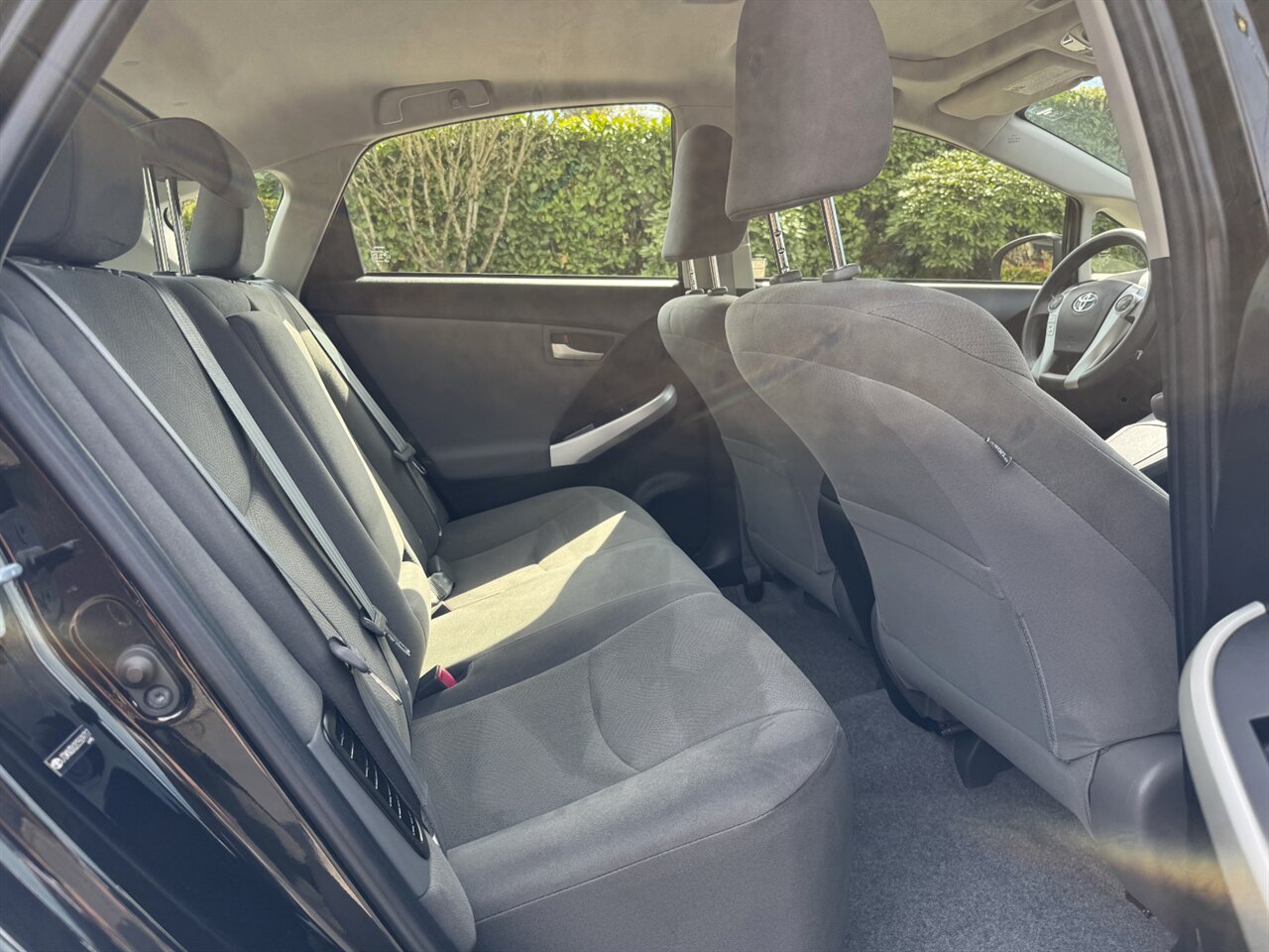 2012 Toyota Prius Three SUNROOF BACKUP CAMERA   - Photo 15 - Portland, OR 97211