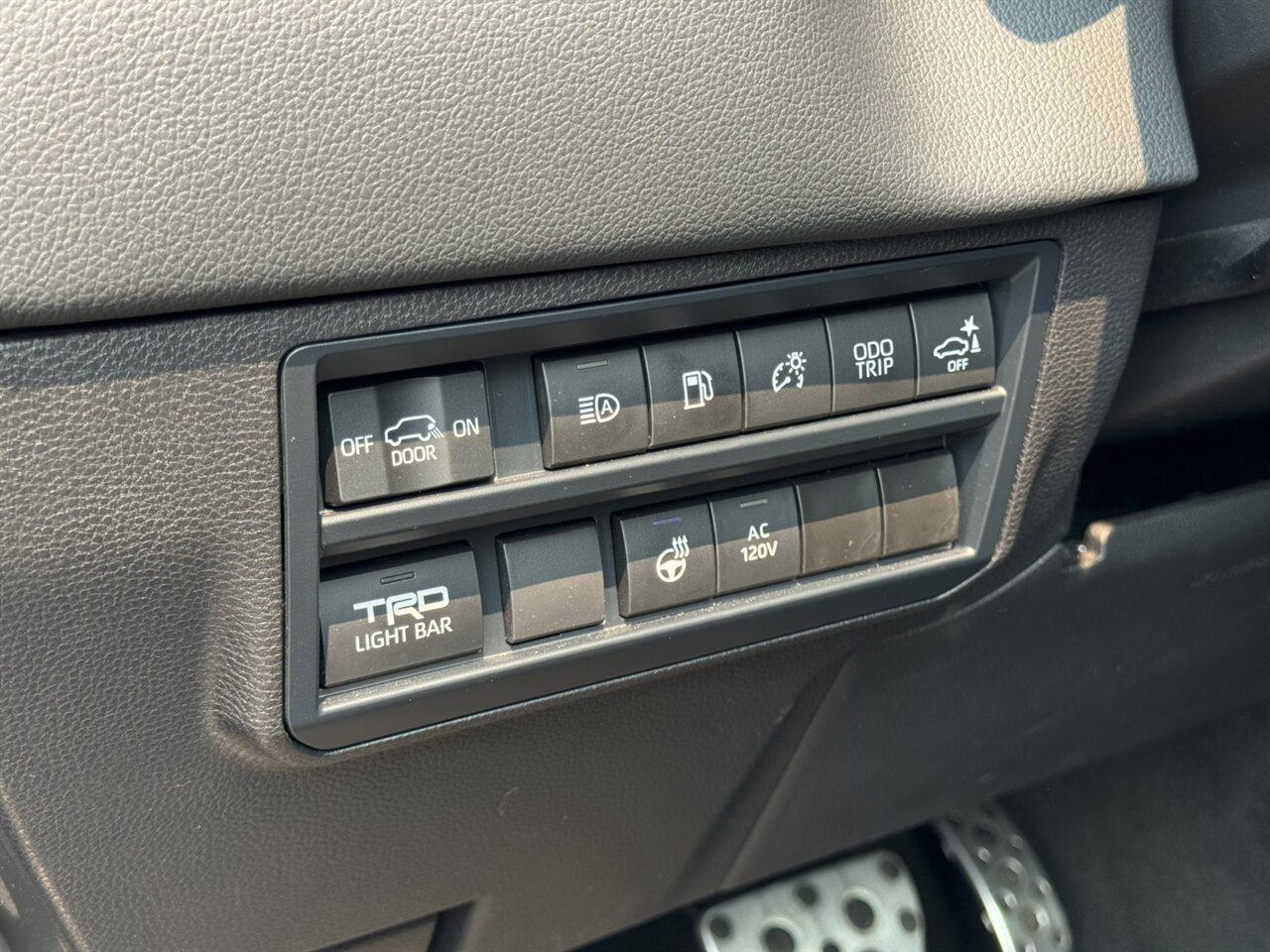 2025 Toyota Sequoia TRD Pro   - Photo 25 - Portland, OR 97211