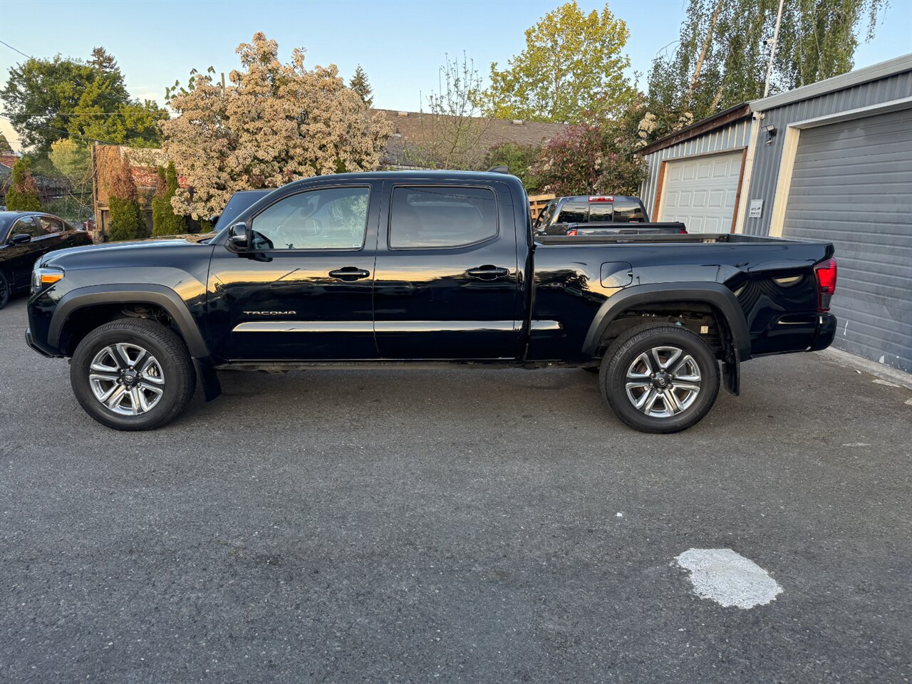 2023 Toyota Tacoma TRD Off-Road - Photo 3 - Portland, OR 97211